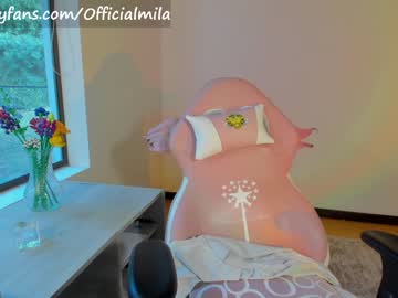girl
        milaaofficial cam image #3226370
