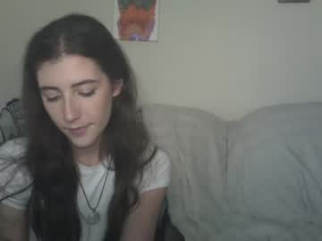 couple
        a_mariejuana69 cam image #1893967