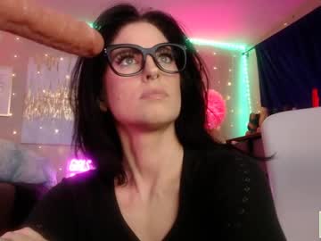 girl
        milf_lacey cam image #4609936