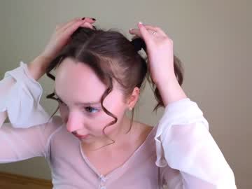 girl
        elianareynolds cam image #3246659