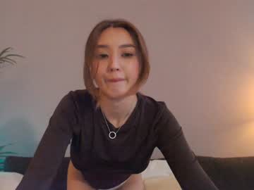 girl
        sharasuo cam image #1286926