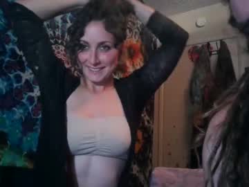 couple
        sugar_ttittys cam image #77044