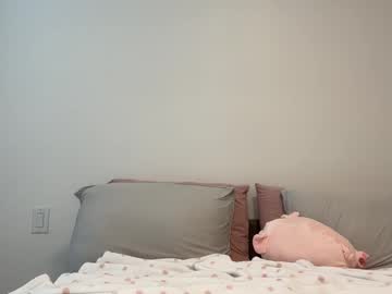 girl
        summerlovingg cam image #4580307
