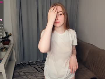 girl
        simplpresent cam image #1600196
