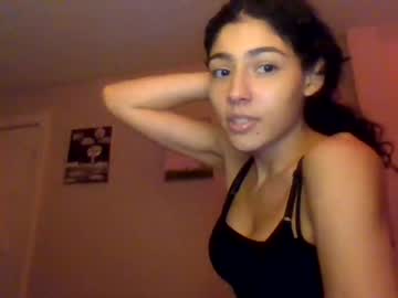 girl
        lexysexy_ cam image #1286233