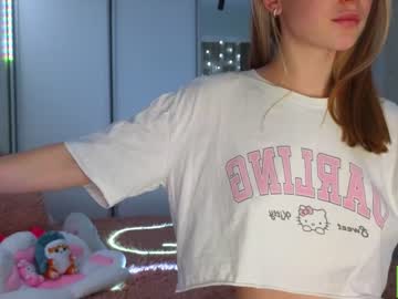 girl
        cyberslime cam image #3428074