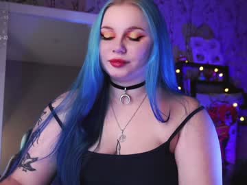 girl
        moon_valkyriie cam image #6035757
