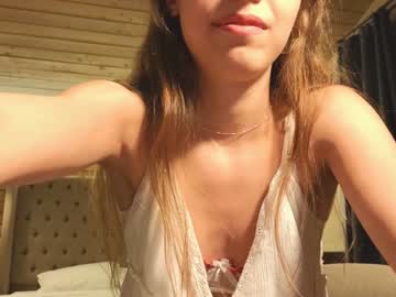girl
        wanda_robinson cam image #4758433