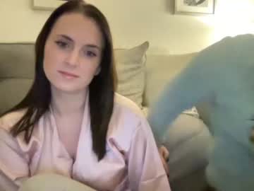 girl
        skylamayx cam image #3208700