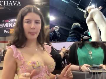 girl
        frenchava cam image #6542496