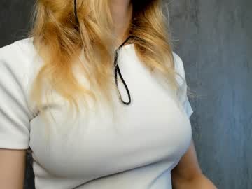girl
        olivia_madyson cam image #2163093