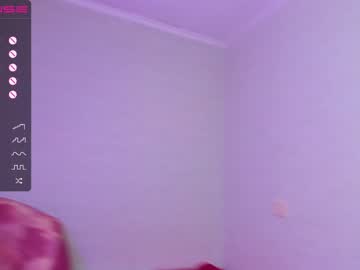 girl
        lina_002 cam image #2140097