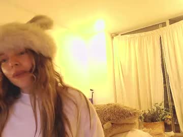 girl
        kendalltyler cam image #6240262