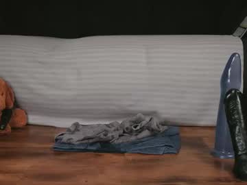 girl
        naughtyannalee cam image #6023774