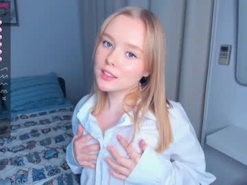 girl
        sun_shiiine cam image #1355013