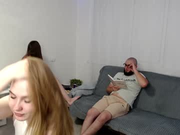 couple
        renae_tom cam image #4657025