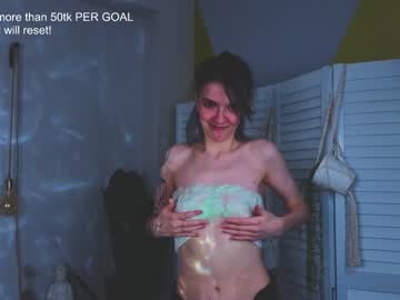 girl Nude Cam Girls Playing Games with ray_faster