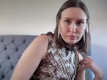 girl
        eatmypie69 cam image #6431186