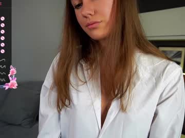 girl
        ifyouonlyknewe cam image #4984550