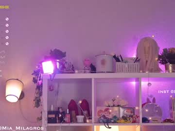 girl
        mia_milagros cam image #673593