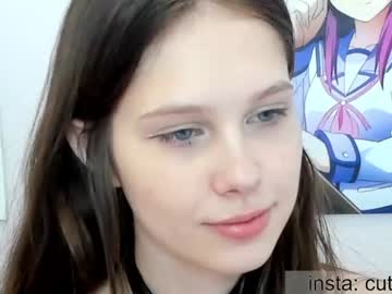 girl
        avrora_deis cam image #3125835