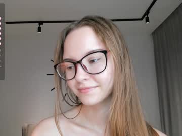 girl
        gemmacockayne cam image #4875078