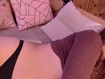 girl
        erotic_vibe cam image #3300557
