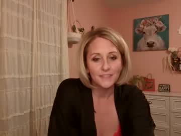 girl
        joliexx41 cam image #2879617