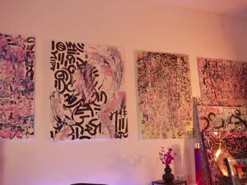 girl
        partymal cam image #5192351