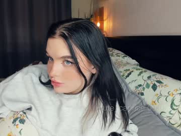 girl
        cute_caprice cam image #6744949