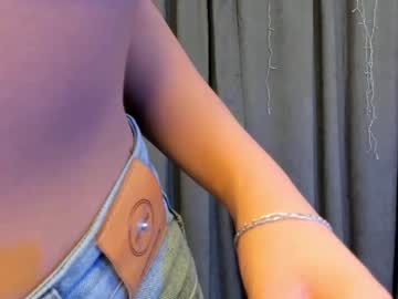 girl
        peacebenskin cam image #5383342