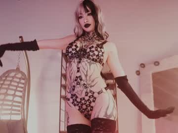 girl
        goth_dolll cam image #3839786
