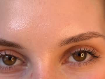 girl
        refined_style cam image #5252069
