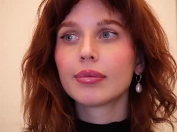 girl
        ellaa91 cam image #5972935