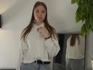 girl
        nico_collard cam image #6179966
