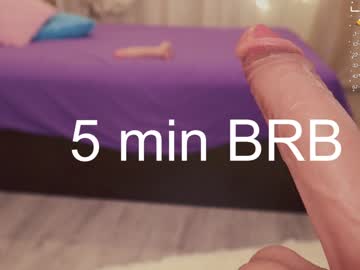 girl
        chery_lady22 cam image #1502160