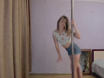 girl
        candy_campbell cam image #2020977