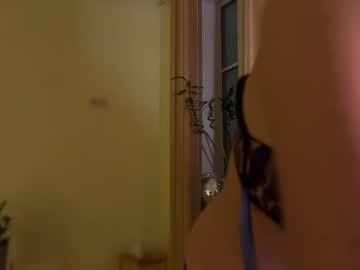 girl
        oofbabe__ cam image #6404847