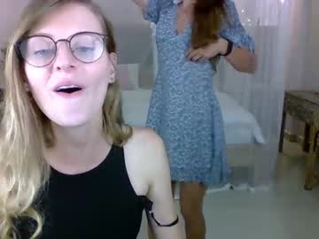 couple
        goddess_marylin cam image #2923493