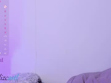 girl
        lizcastl cam image #6233206