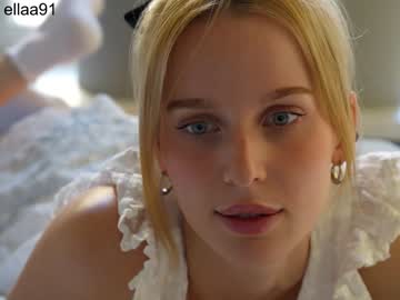 girl
        ellaa91 cam image #2523109