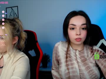 girl Nude Cam Girls Playing Games with lol_moore