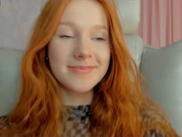 girl
        madeline_jackson cam image #1536923