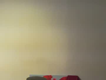 girl
        annesense cam image #1606438