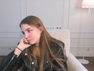 girl
        swetyway cam image #2547625