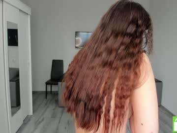girl
        reilbell cam image #1388578