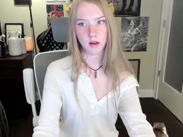 girl
        eve003300 cam image #5758550