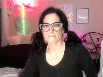girl
        milf_lacey cam image #4516741