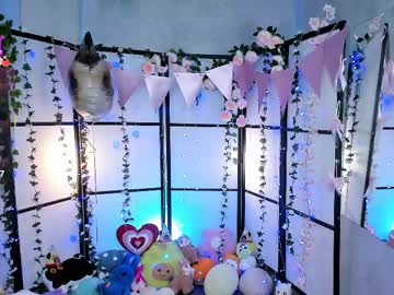 girl
        milkycute cam image #6556207