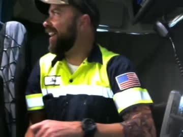 couple
        hardworkertn cam image #242424